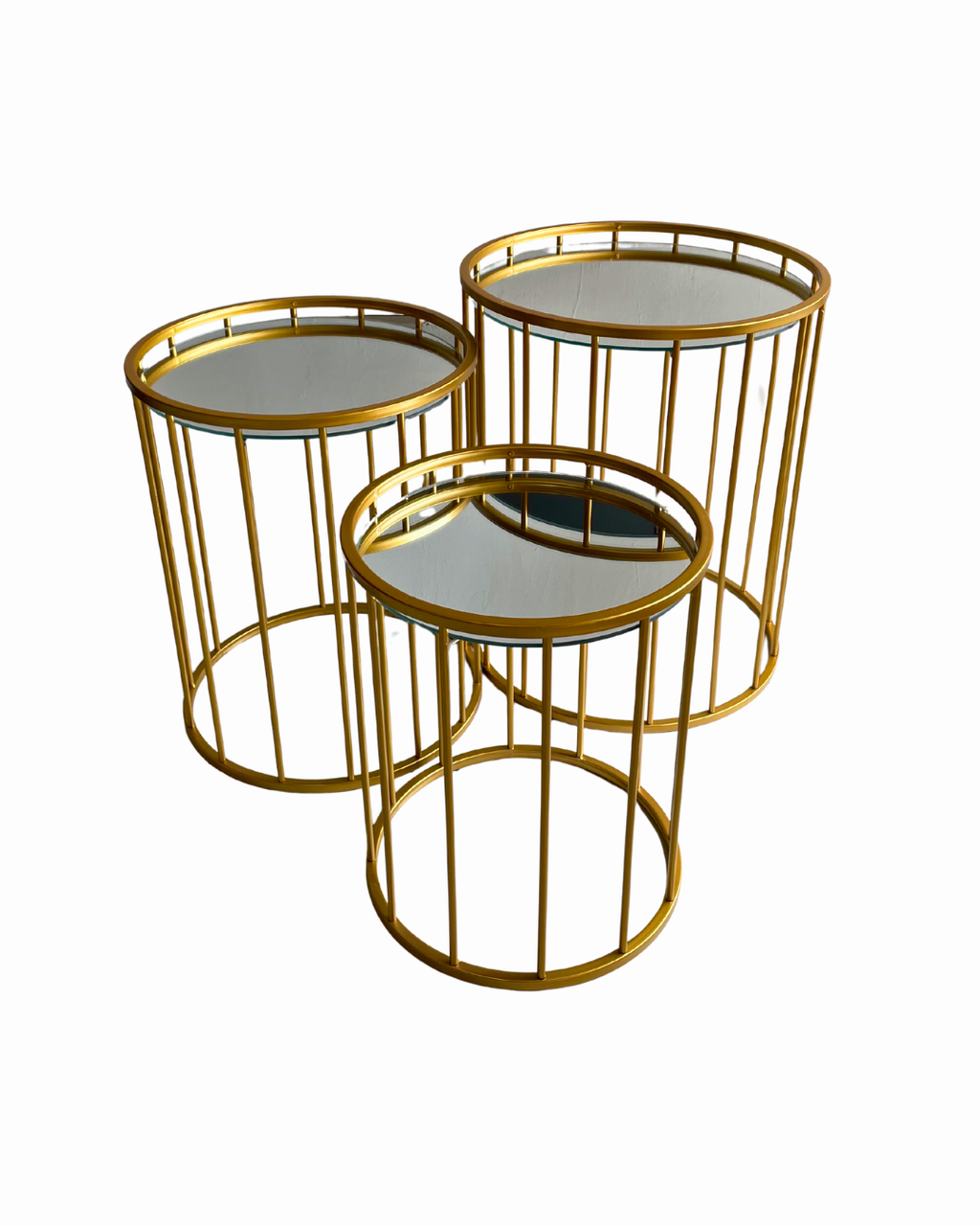 JUEGO DE 3 MESAS DORADAS