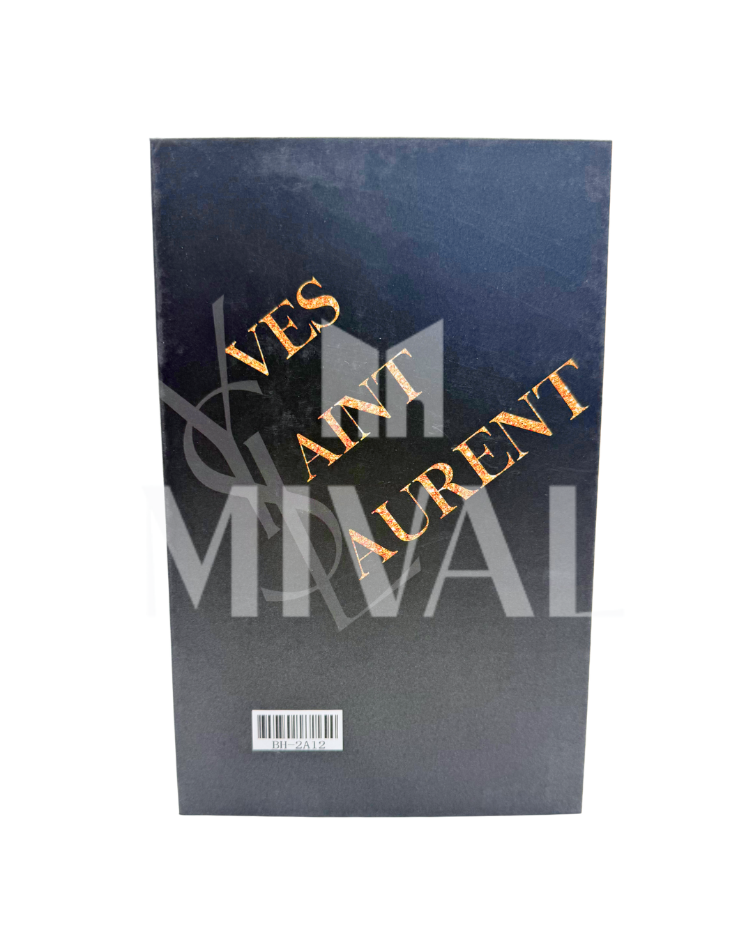 LIBRO YVES SAINT LAURENT