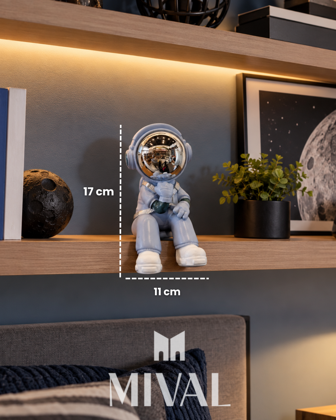 ASTRONAUTA SENTADO AZUL