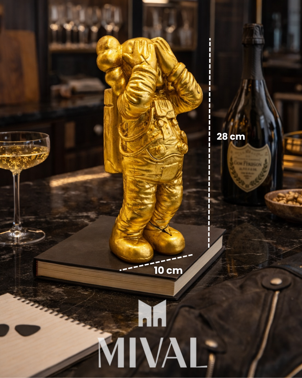 ASTRONAUTA KAWS DORADO