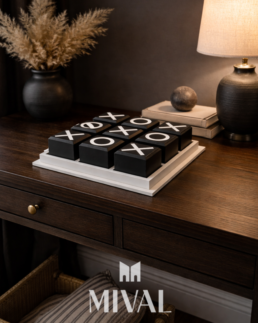 TIC TAC TOE NEGRO CON BLANCO