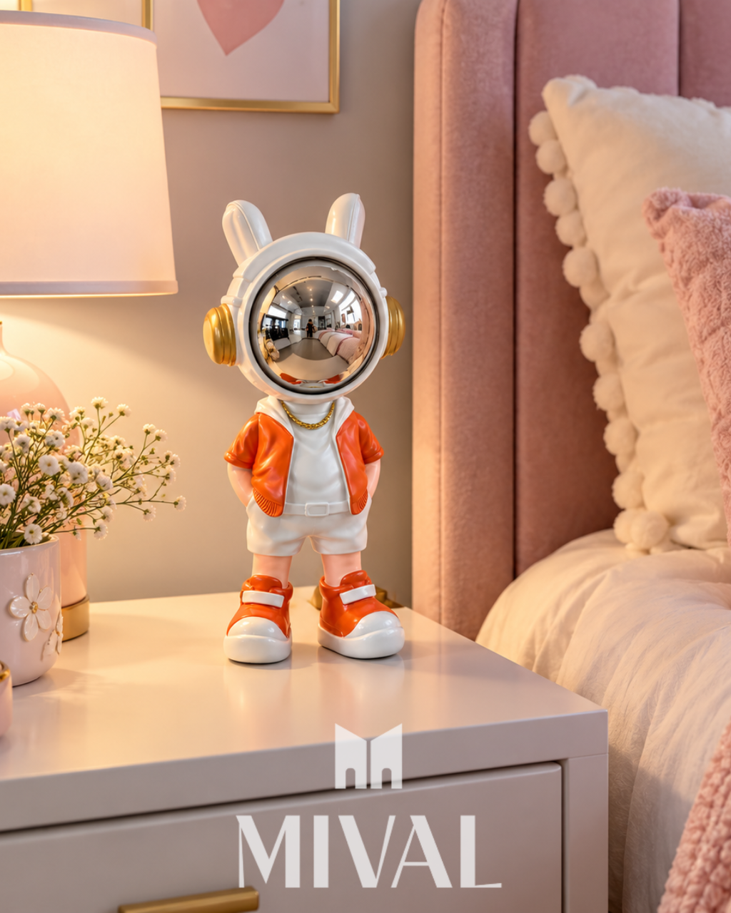ASTRONAUTA NARANJA OREJAS