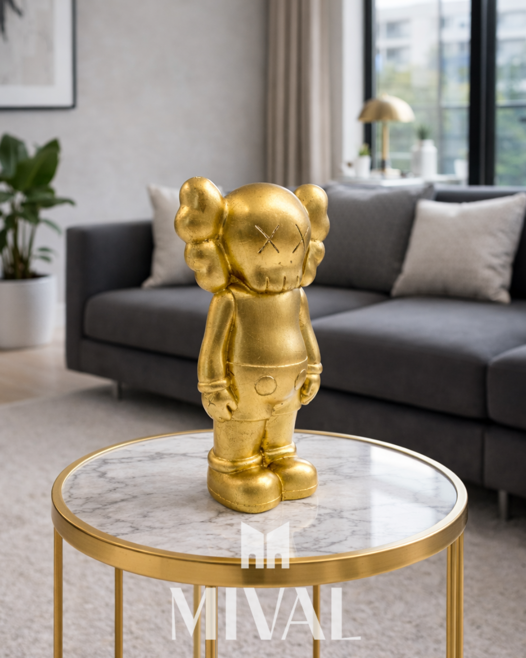 KAWS MICKEY DORADO