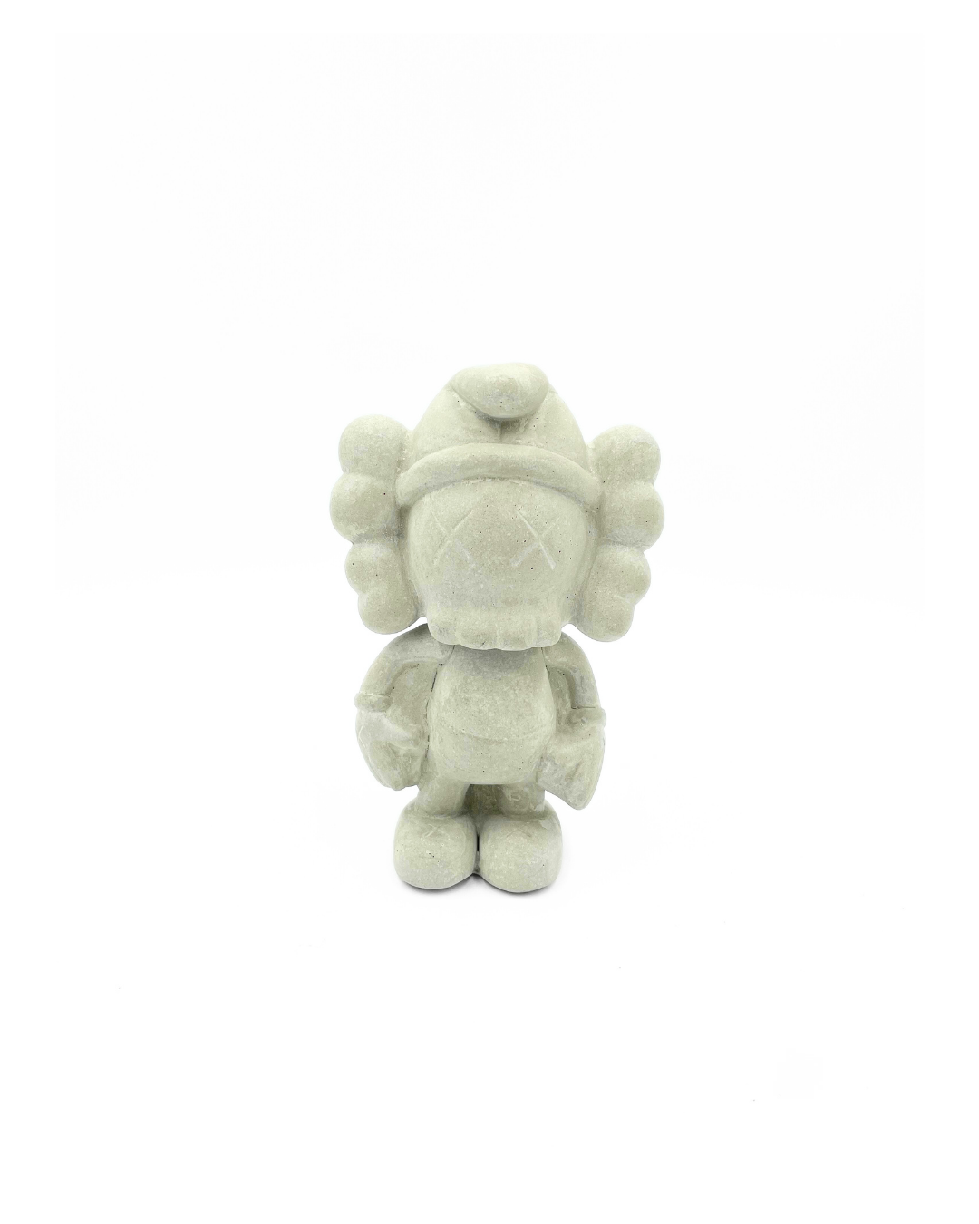 KAWS PITUFO CEMENTO
