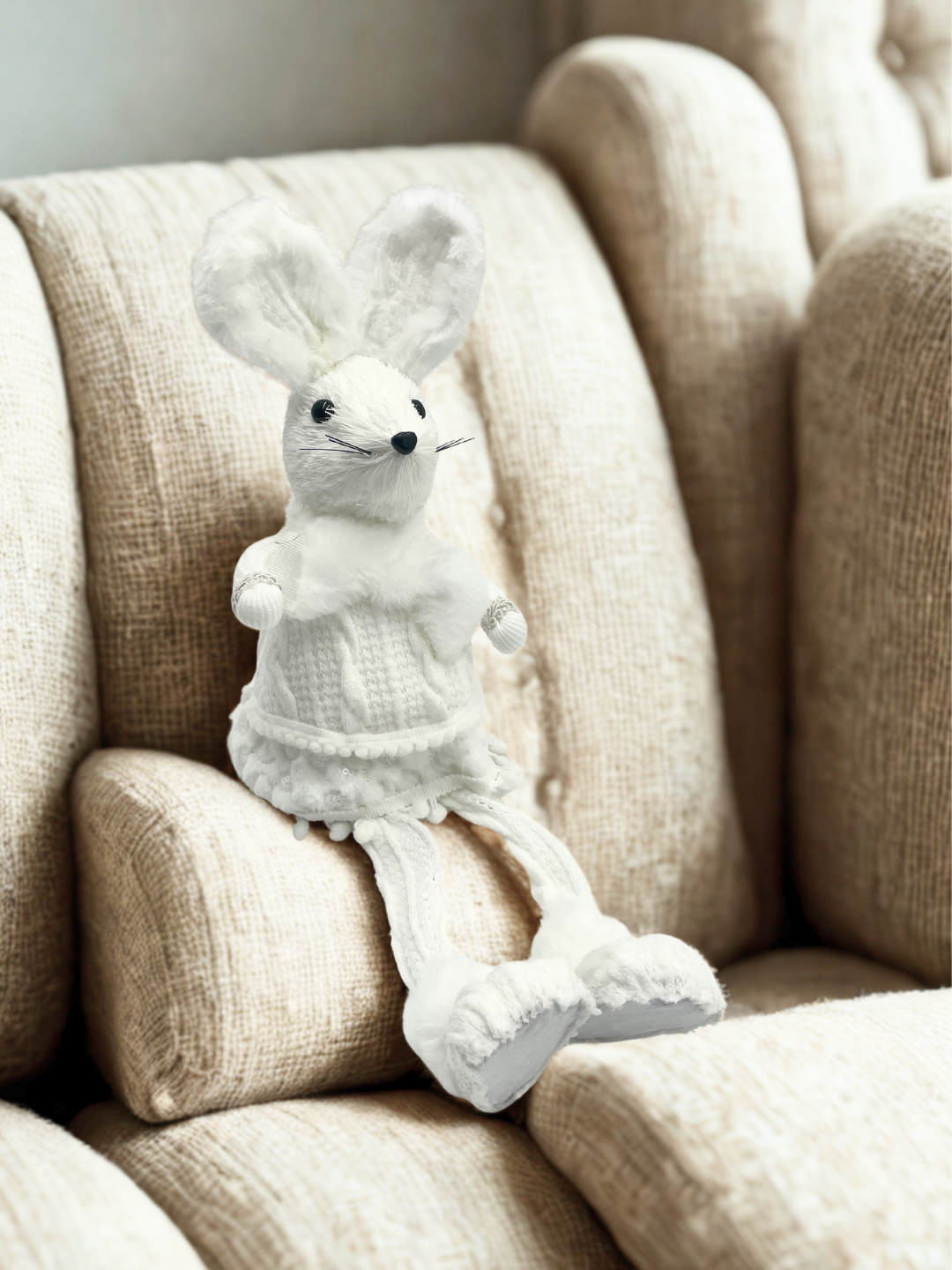 RATON BLANCO SENTADO